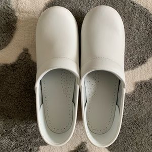Brand New White Dansko Clogs